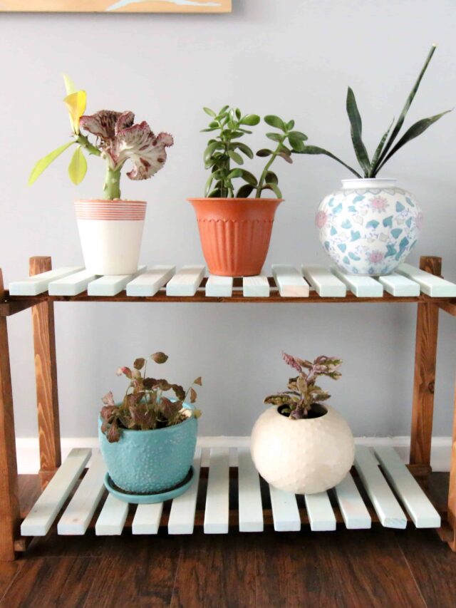 DIY A Cute Plant Stand For Your Patio Using A Few Inexpensive Items