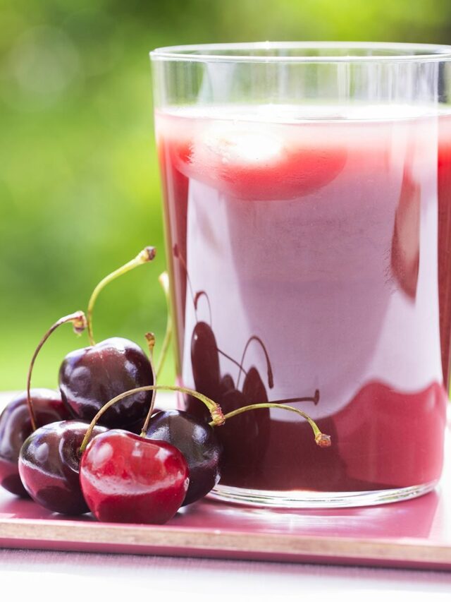 4 Reasons Why You Should Be Drinking Tart Cherry Juice