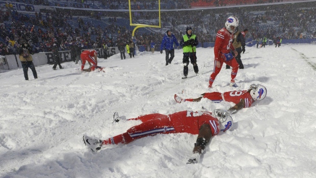 Massive Snowstorm Projected For NFL Game On Sunday Afternoon